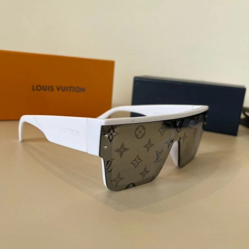 Louis Vuitton Sunglasses Refined 280886
