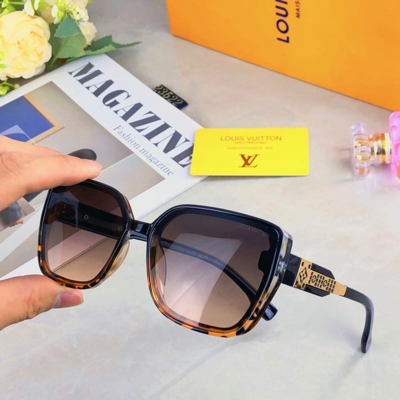 Cozy Louis Vuitton Sunglasses 280881