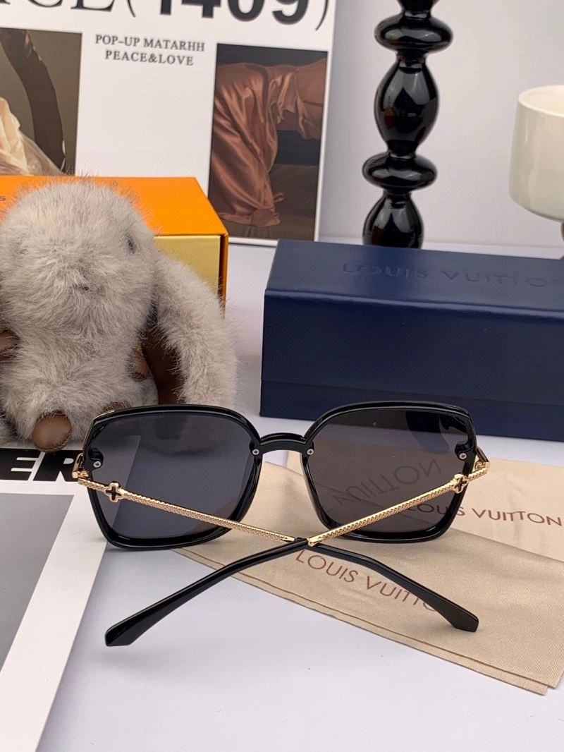 Louis Vuitton Sunglasses Effortless 280863