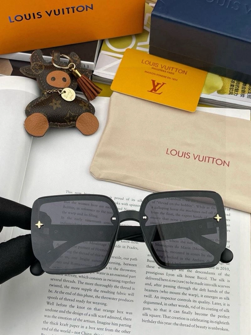 Breathable Louis Vuitton Sunglasses 280870