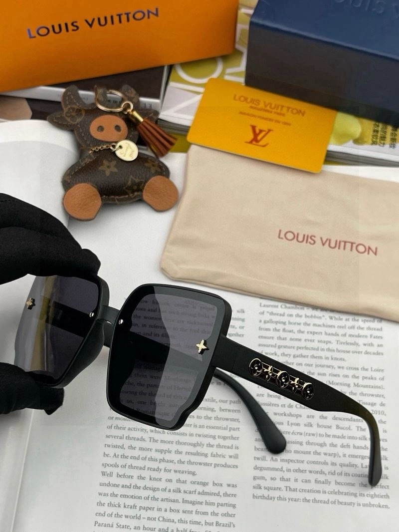 Breathable Louis Vuitton Sunglasses 280870