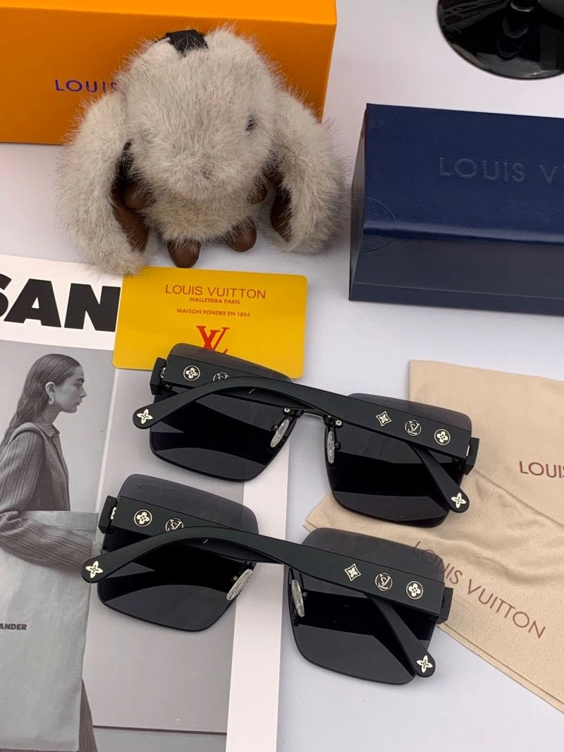 Louis Vuitton Sunglasses FashionForward 280853