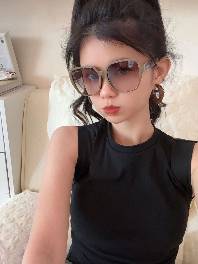 Louis Vuitton Sunglasses Timeless 280849