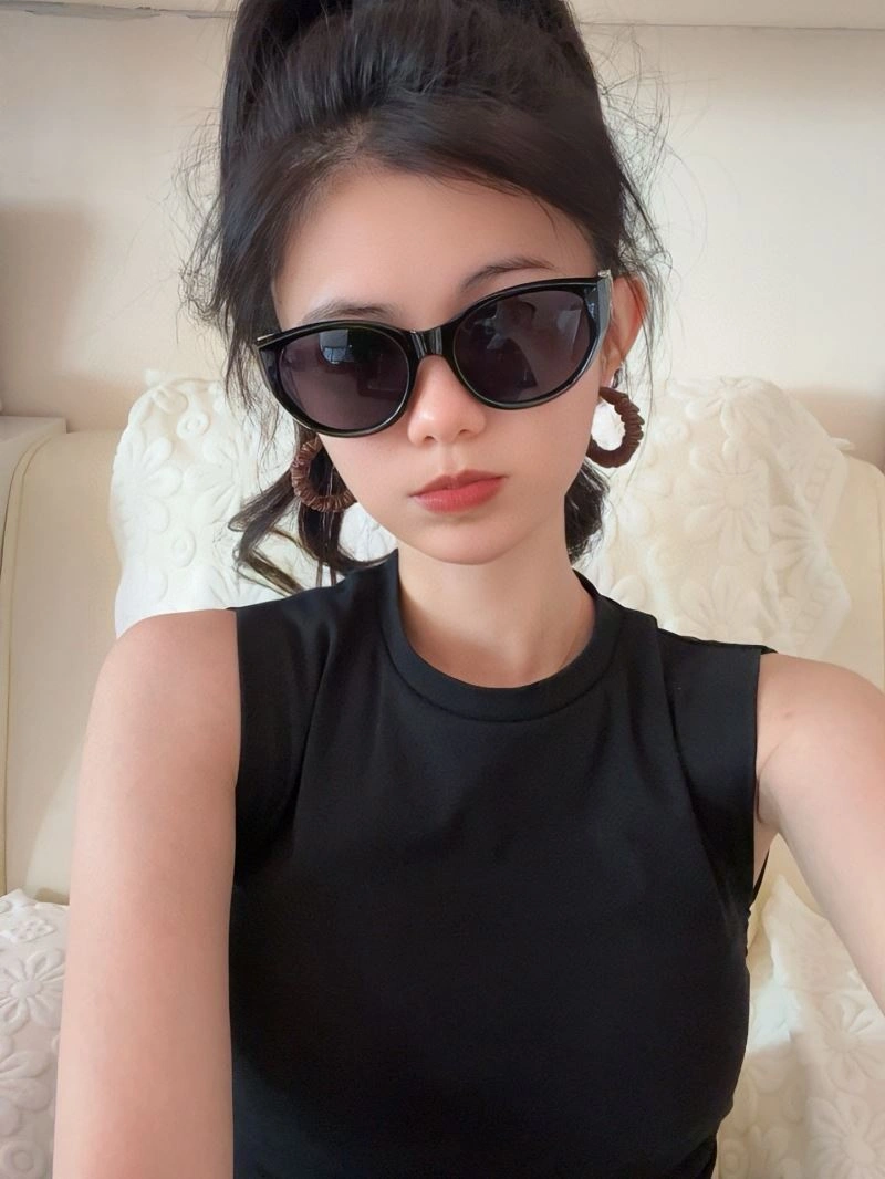 Louis Vuitton Sunglasses ZeroBulk 280848