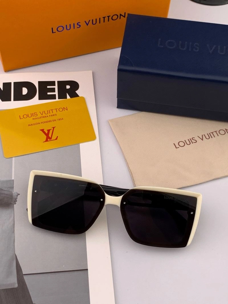 MultiPurpose Louis Vuitton Sunglasses 280844
