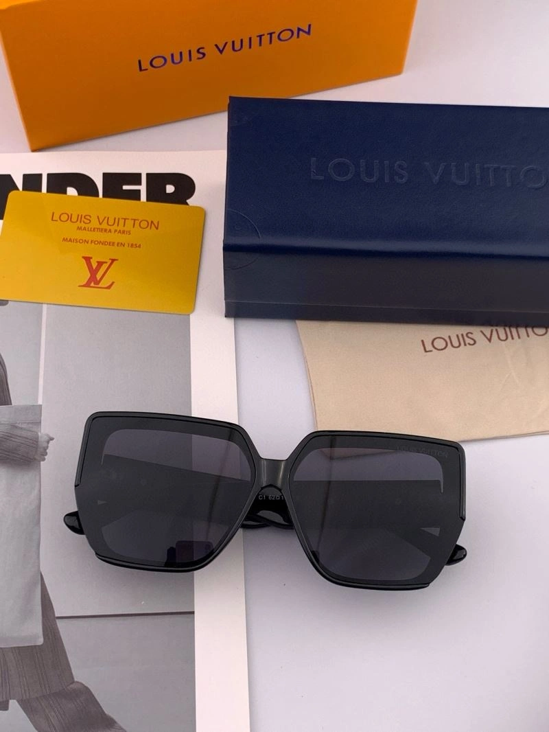 Practical Louis Vuitton Sunglasses 280828