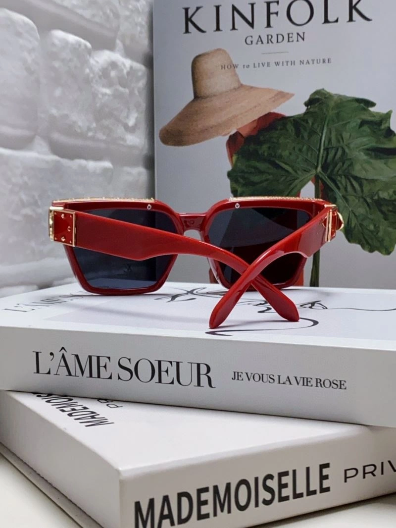 Louis Vuitton Sunglasses Comfortable 280817