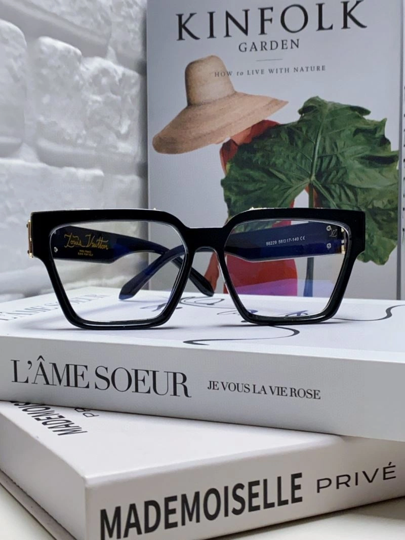 ModernLook Louis Vuitton Sunglasses 280835