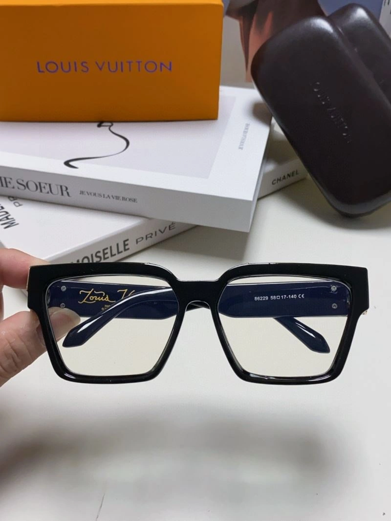 ModernLook Louis Vuitton Sunglasses 280835