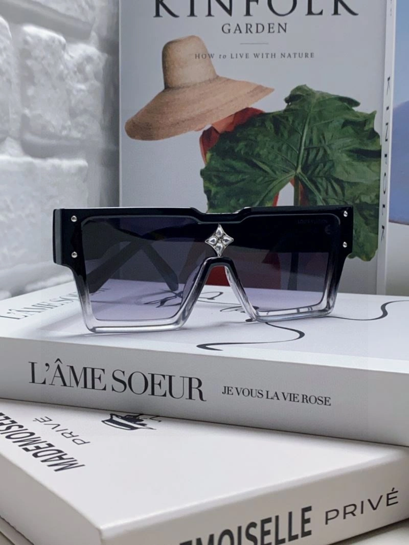 Louis Vuitton Sunglasses Bright 280841