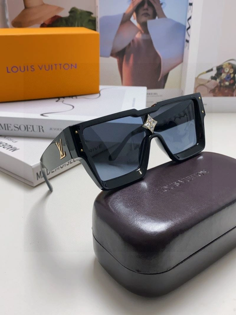 Louis Vuitton Sunglasses Soft 280839