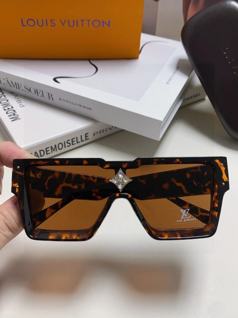 Louis Vuitton Sunglasses Vibrant 280834