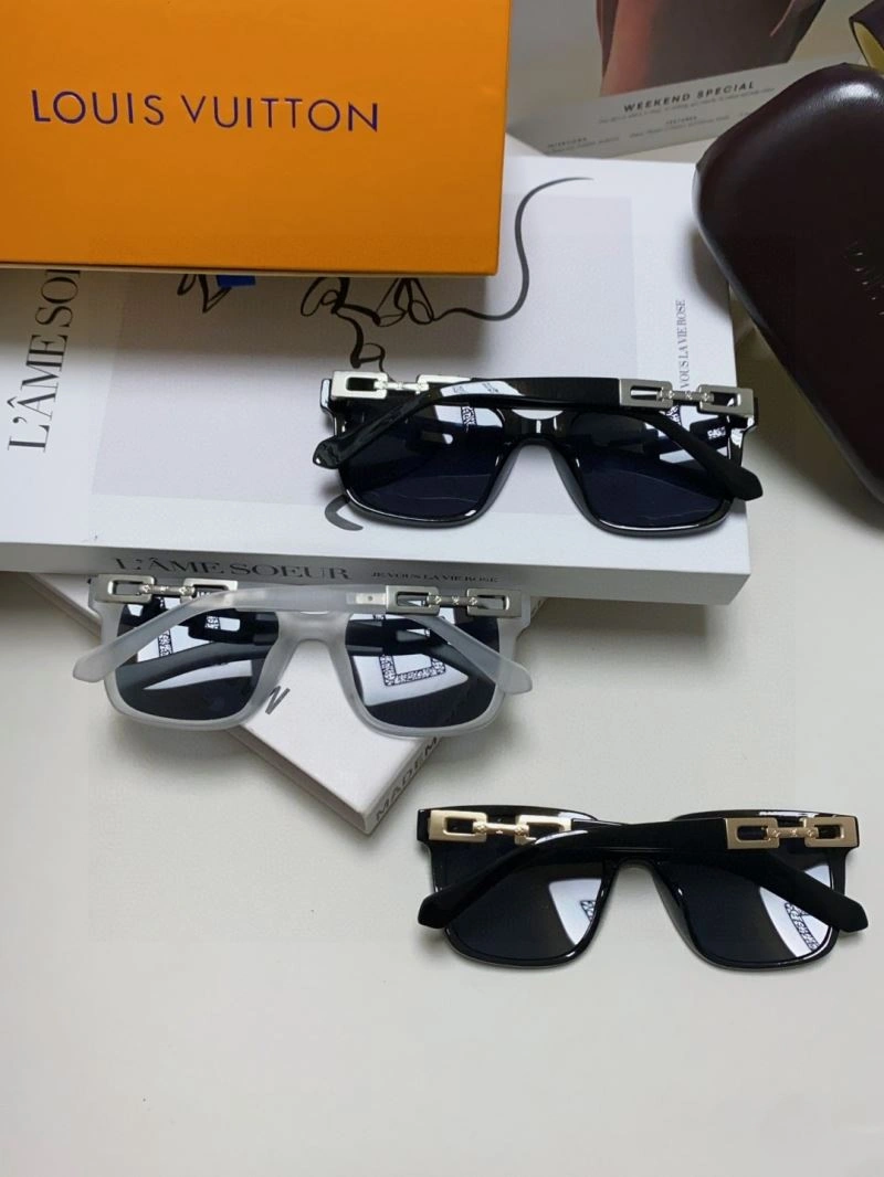 Minimalist Louis Vuitton Sunglasses 280822