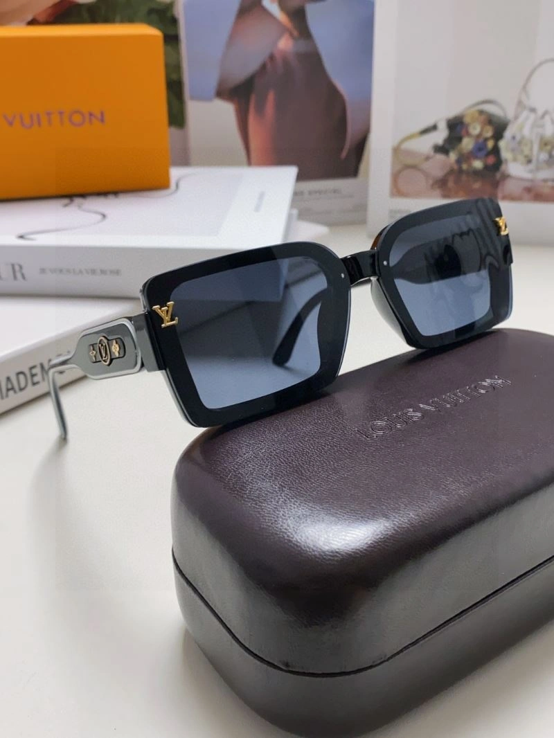 Louis Vuitton Sunglasses GoAnywhere 280830