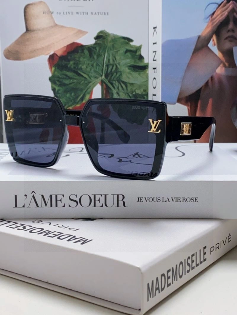 Chic Louis Vuitton Sunglasses 280833