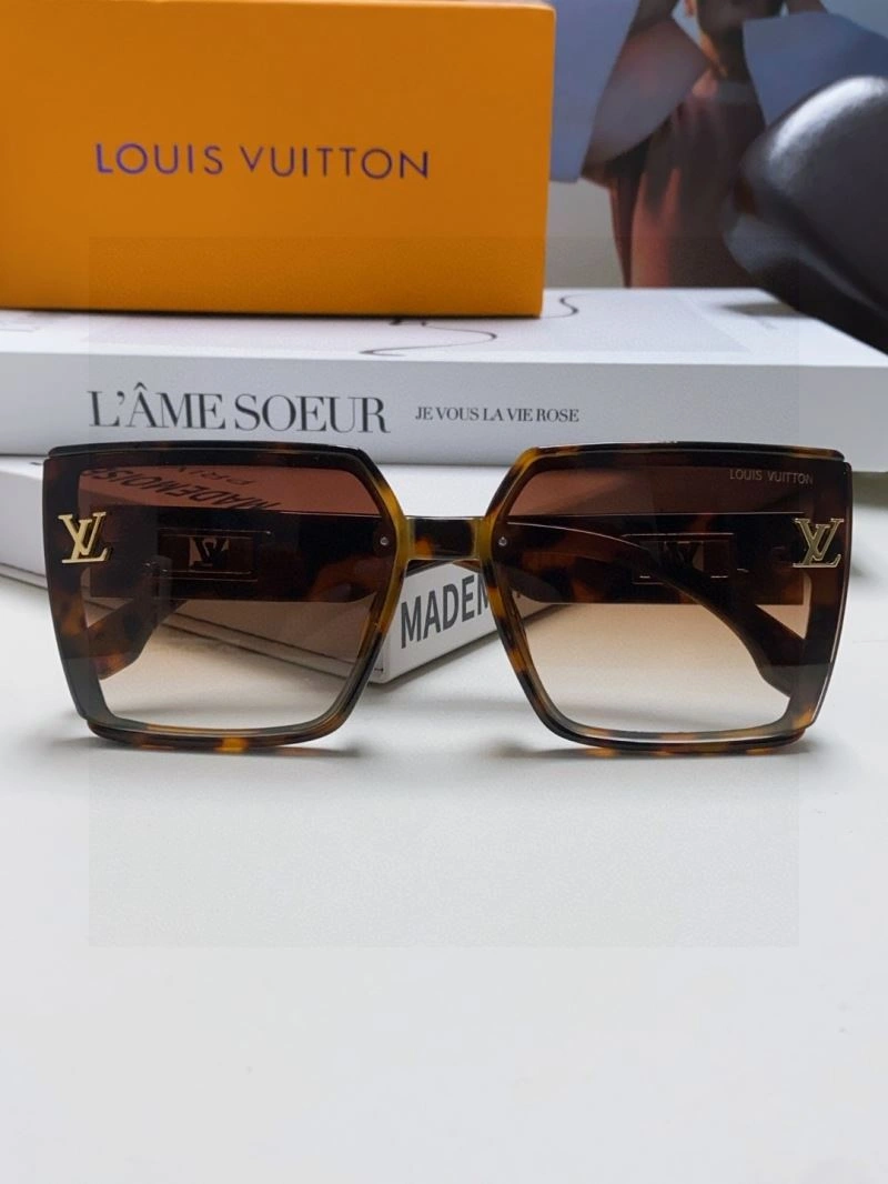 Louis Vuitton Sunglasses StreetReady 280824