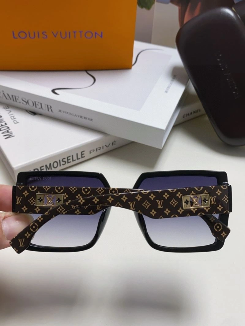 DailyWear Louis Vuitton Sunglasses 280821