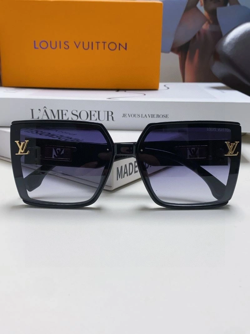 DailyWear Louis Vuitton Sunglasses 280821