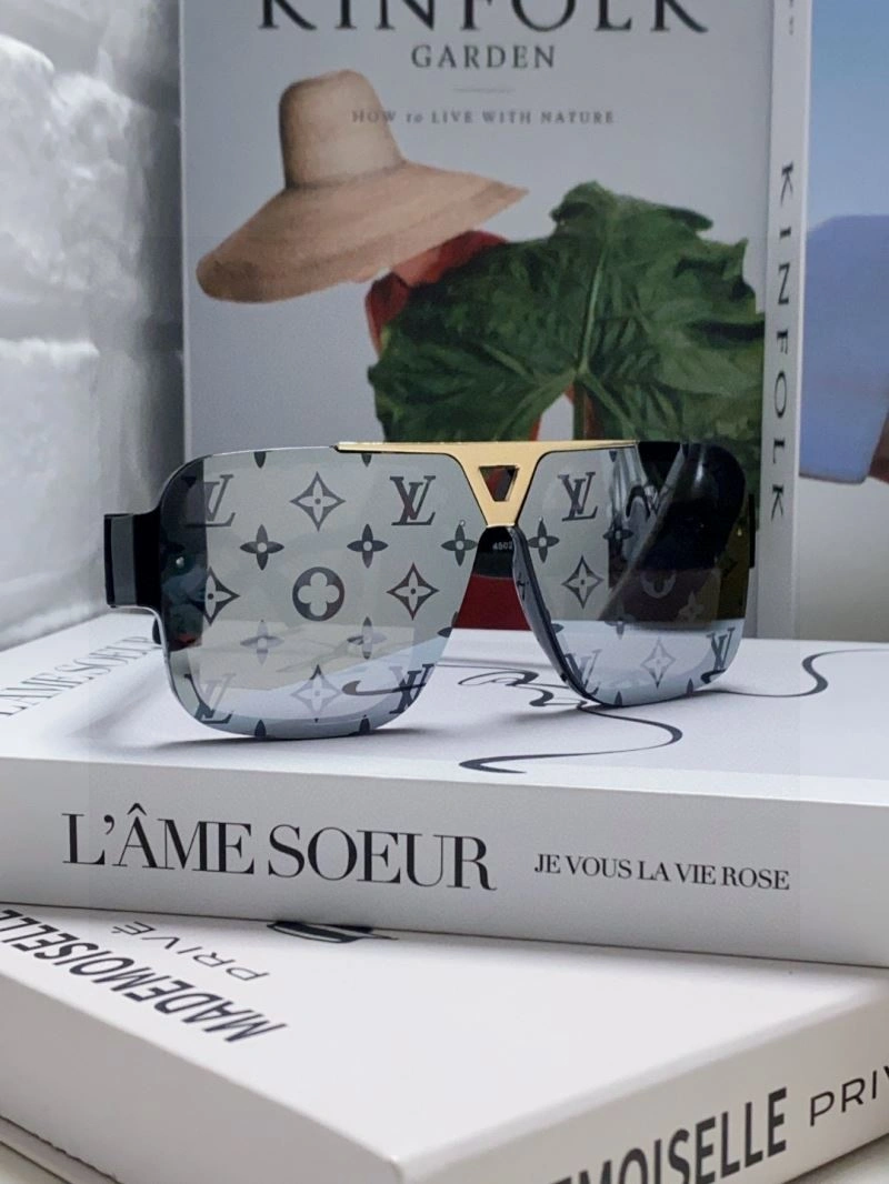 Timeless Louis Vuitton Sunglasses 280820