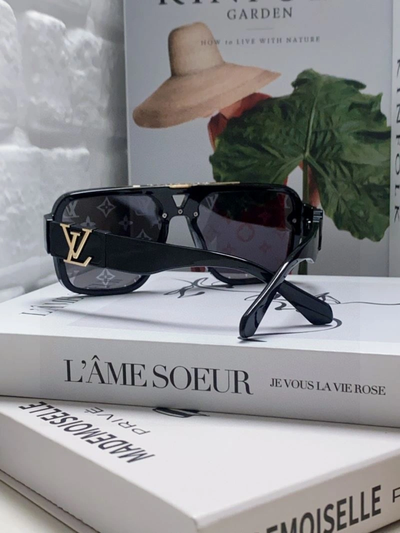 Timeless Louis Vuitton Sunglasses 280820