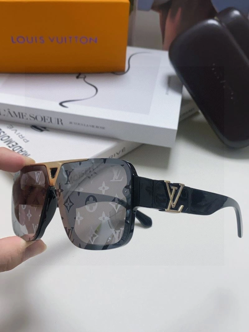 Timeless Louis Vuitton Sunglasses 280820