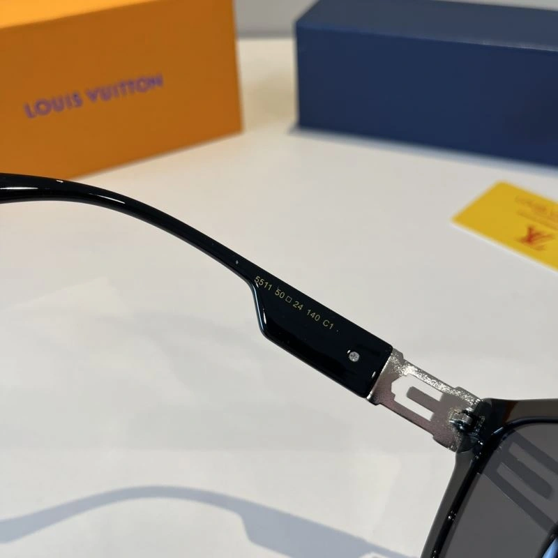 Louis Vuitton Sunglasses Stretchable 280831