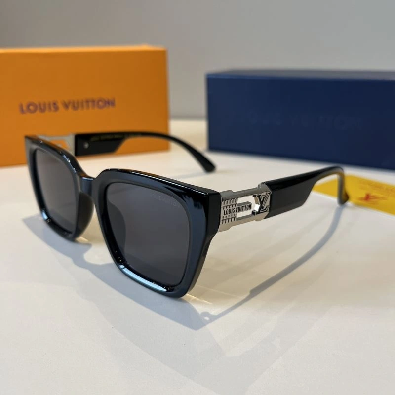 Louis Vuitton Sunglasses Stretchable 280831