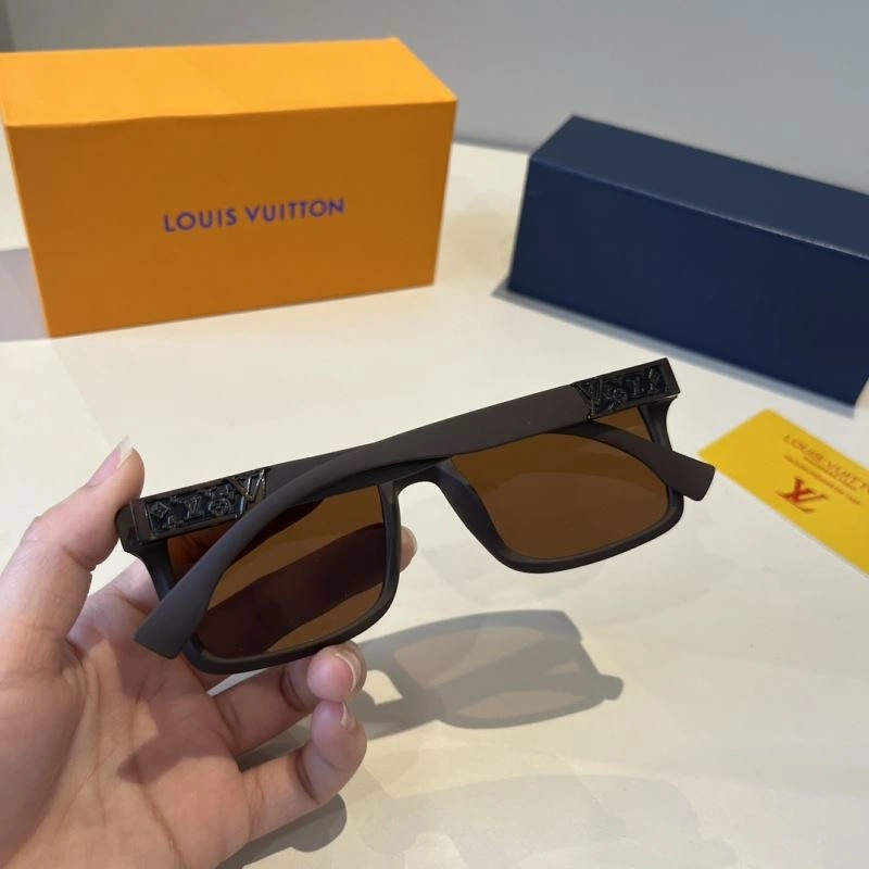 Louis Vuitton Sunglasses Attractive 280812