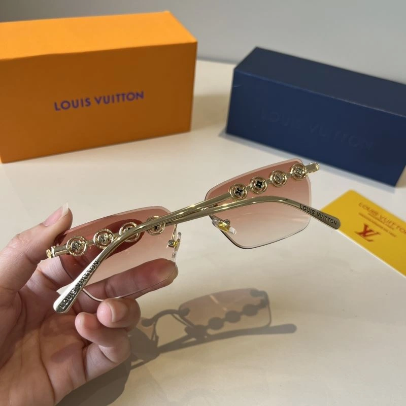 Sustainable Louis Vuitton Sunglasses 280808