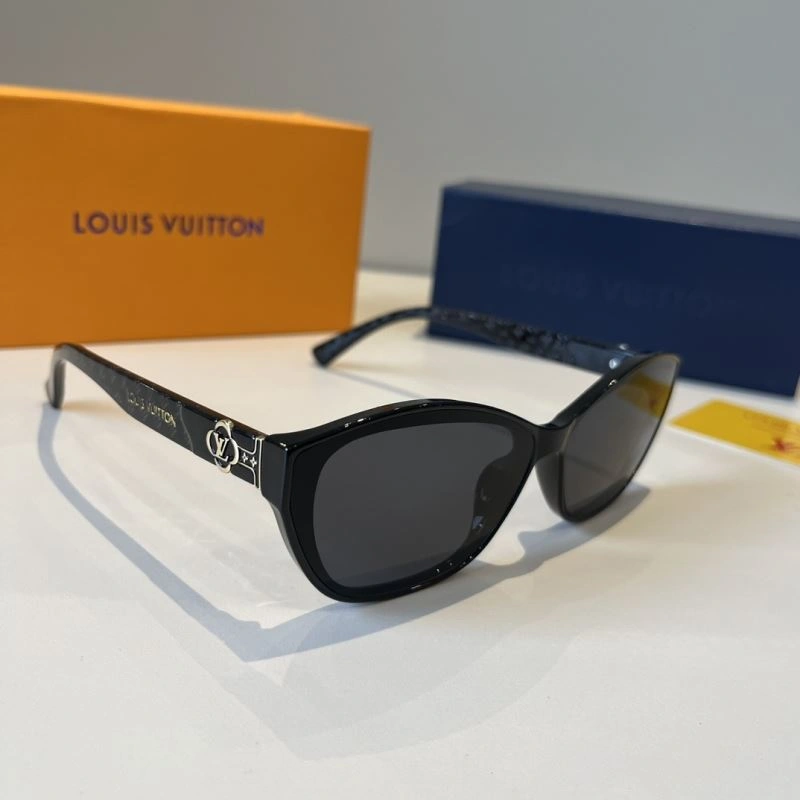 Louis Vuitton Sunglasses Premium 280807