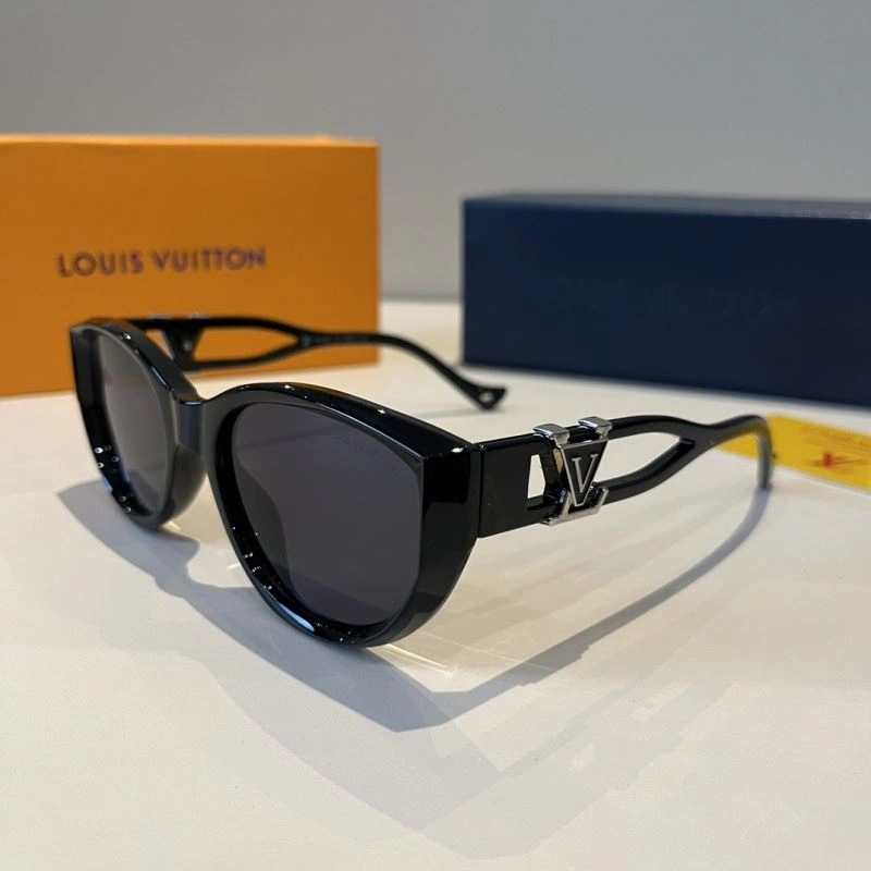 Effortless Louis Vuitton Sunglasses 280806