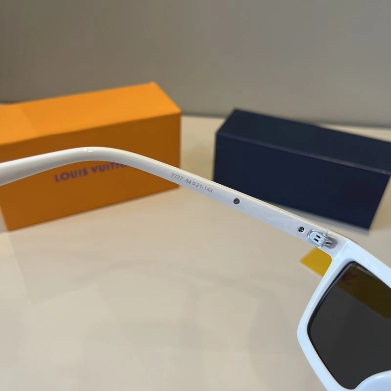 Affordable Louis Vuitton Sunglasses 280802