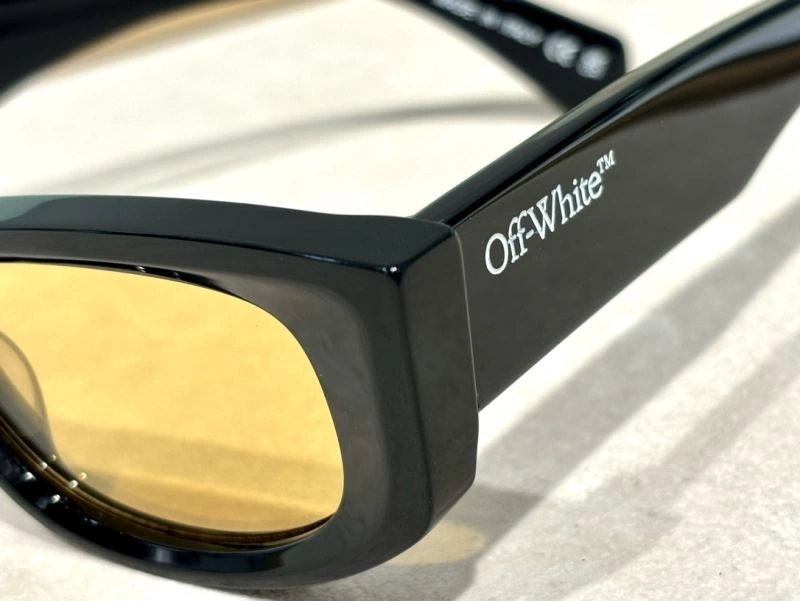 Minimalist Louis Vuitton Sunglasses 281221