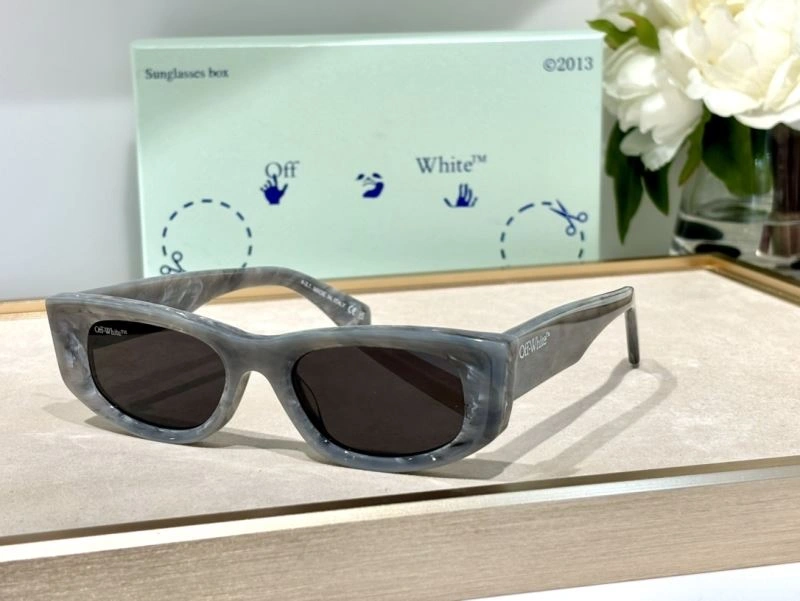 Minimalist Louis Vuitton Sunglasses 281221