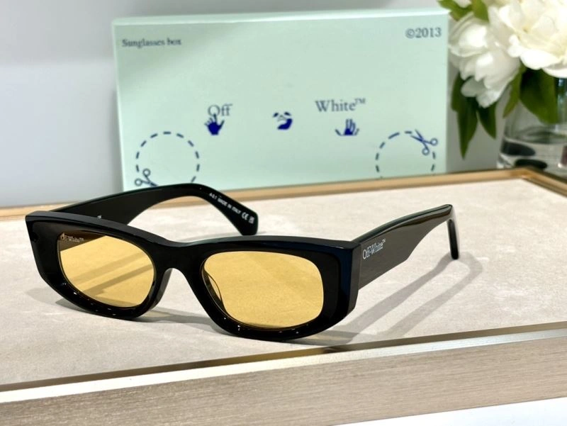 Minimalist Louis Vuitton Sunglasses 281221