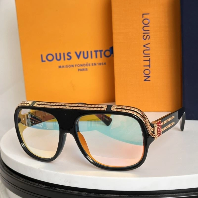 Louis Vuitton Sunglasses Trendy 281218