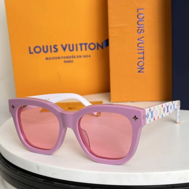 Louis Vuitton Sunglasses Lightweight 281216