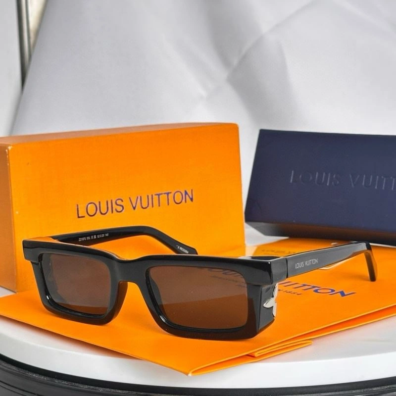 Louis Vuitton Sunglasses Stretchable 281215