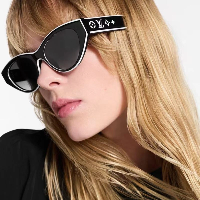Casual Louis Vuitton Sunglasses 281210