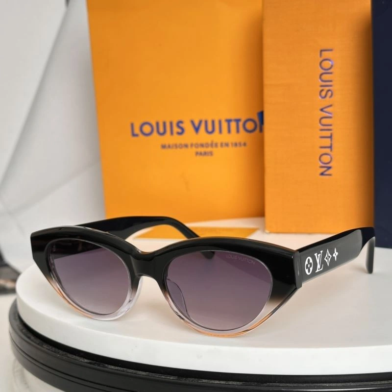 Casual Louis Vuitton Sunglasses 281210