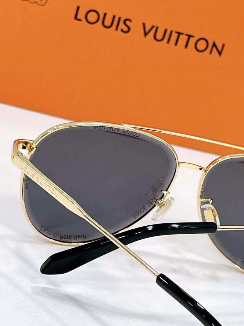 Chic Louis Vuitton Sunglasses 281199