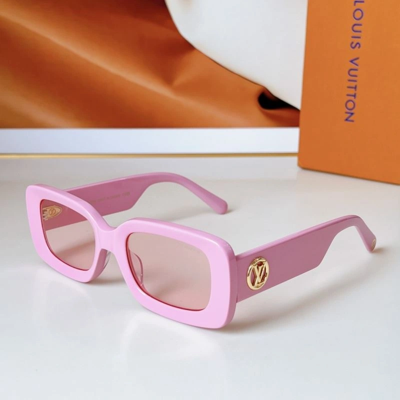Louis Vuitton Sunglasses UrbanChic 281188