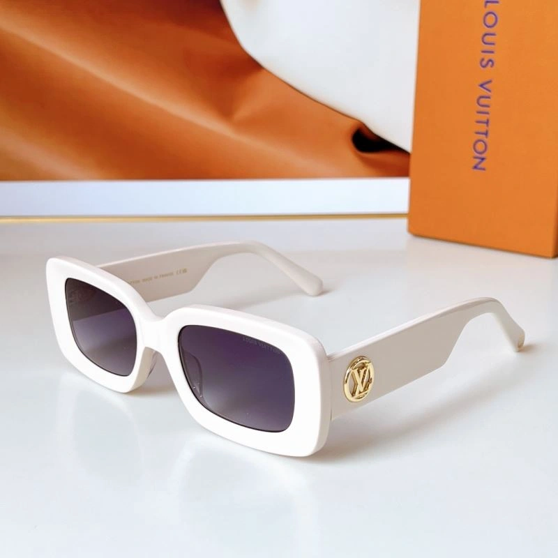 Louis Vuitton Sunglasses UrbanChic 281188