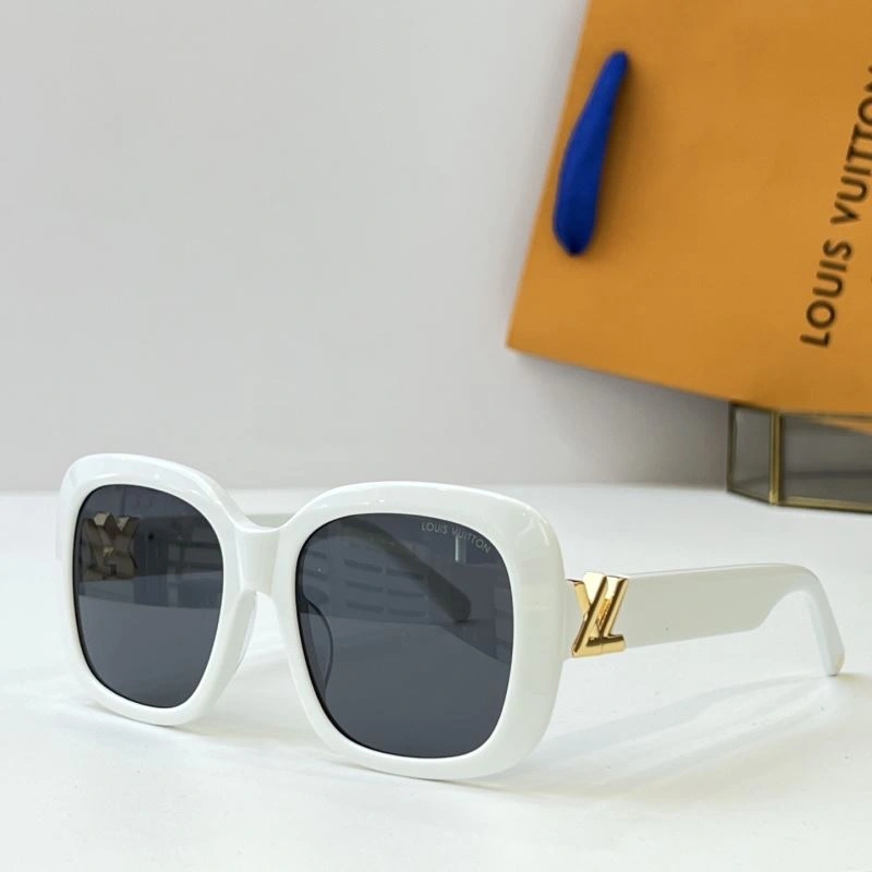 Stylish Louis Vuitton Sunglasses 281191