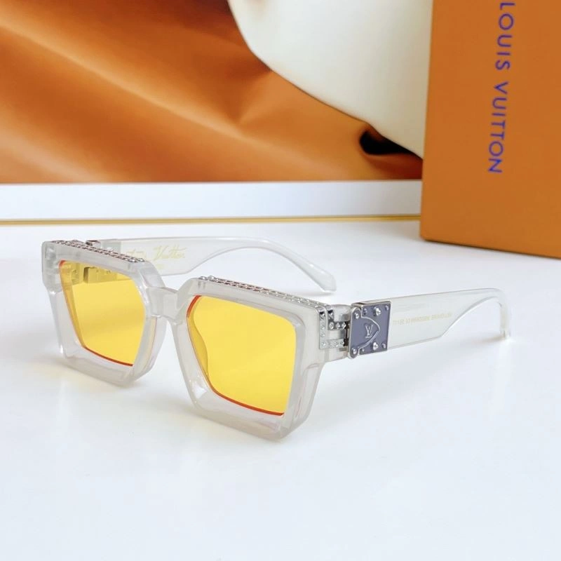 EyeCatching Louis Vuitton Sunglasses 281212