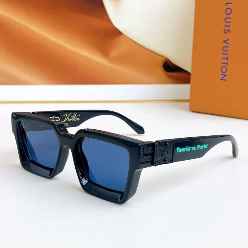 EyeCatching Louis Vuitton Sunglasses 281212