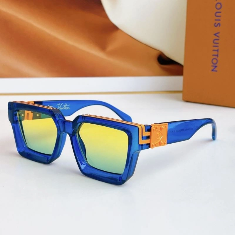 EyeCatching Louis Vuitton Sunglasses 281212