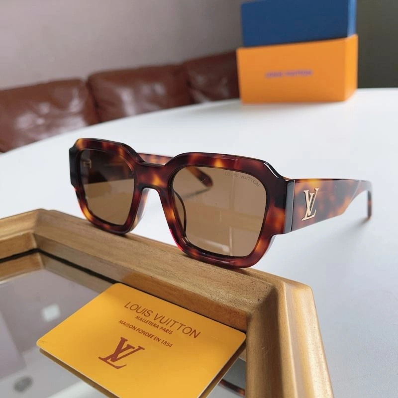 WaterResistant Louis Vuitton Sunglasses 281183