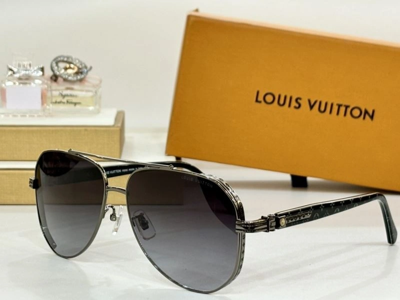 Functional Louis Vuitton Sunglasses 281211