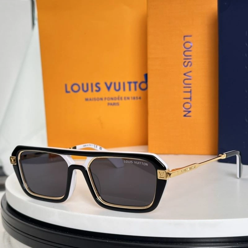 Louis Vuitton Sunglasses Versatile 281186